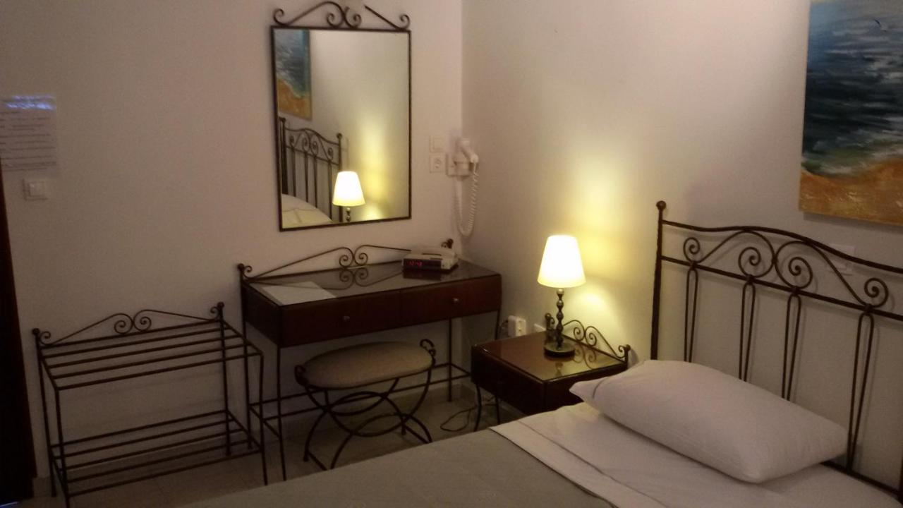 Sunset Studios And Apartments For Adults Over 21 Only Naoussa Esterno foto