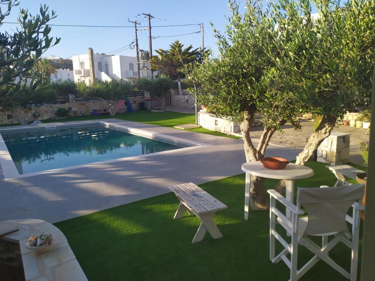 Sunset Studios And Apartments For Adults Over 21 Only Naoussa Esterno foto