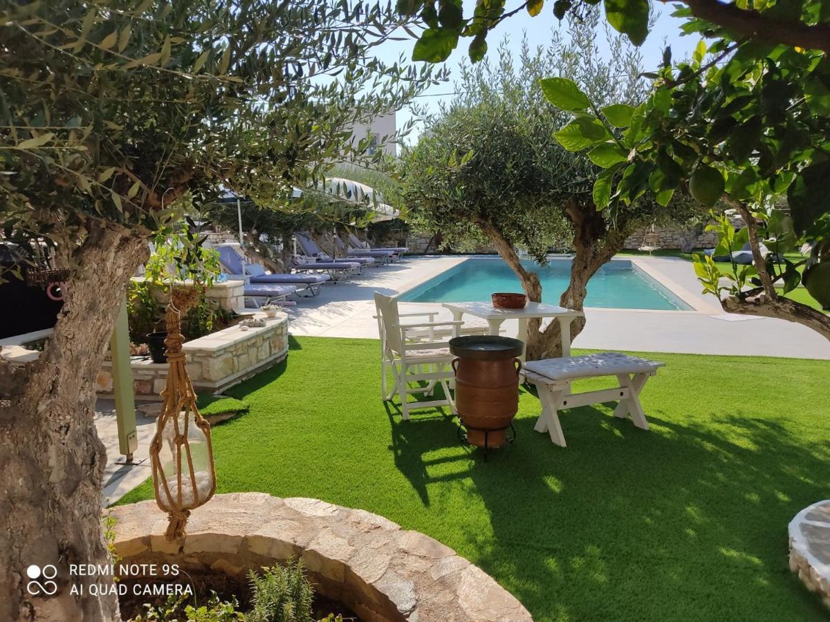 Sunset Studios And Apartments For Adults Over 21 Only Naoussa Esterno foto