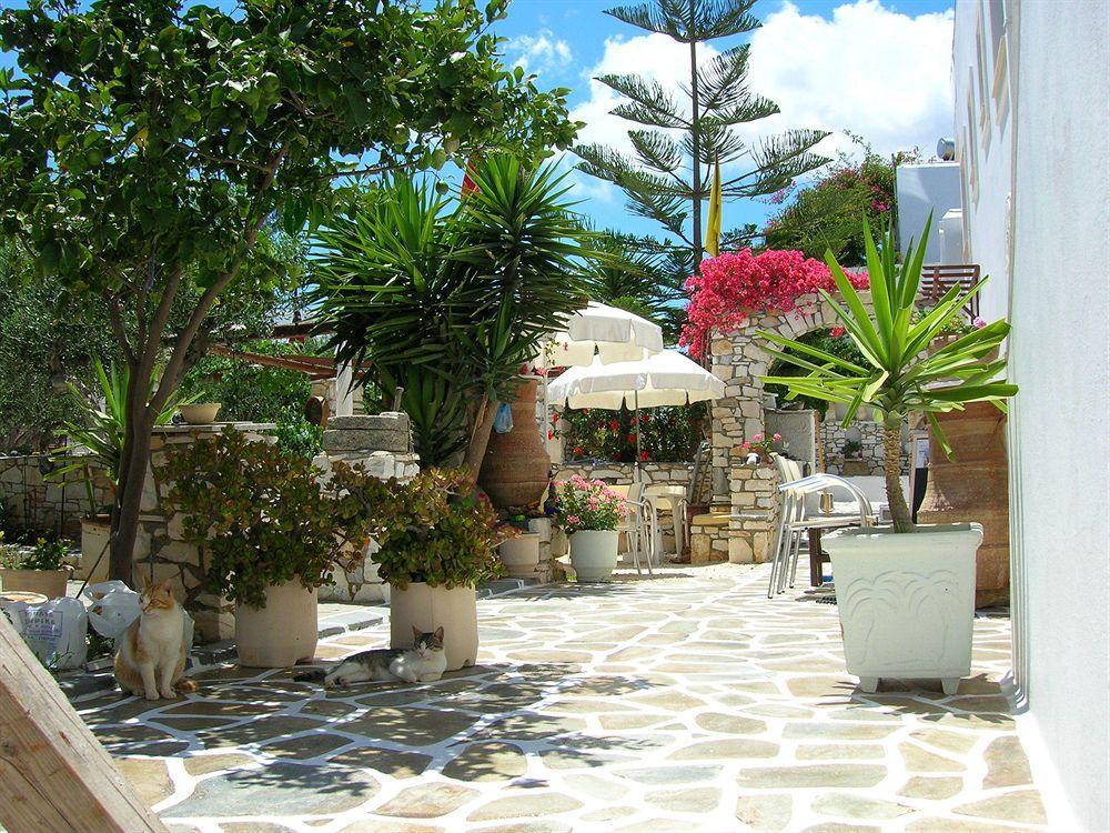 Sunset Studios And Apartments For Adults Over 21 Only Naoussa Esterno foto