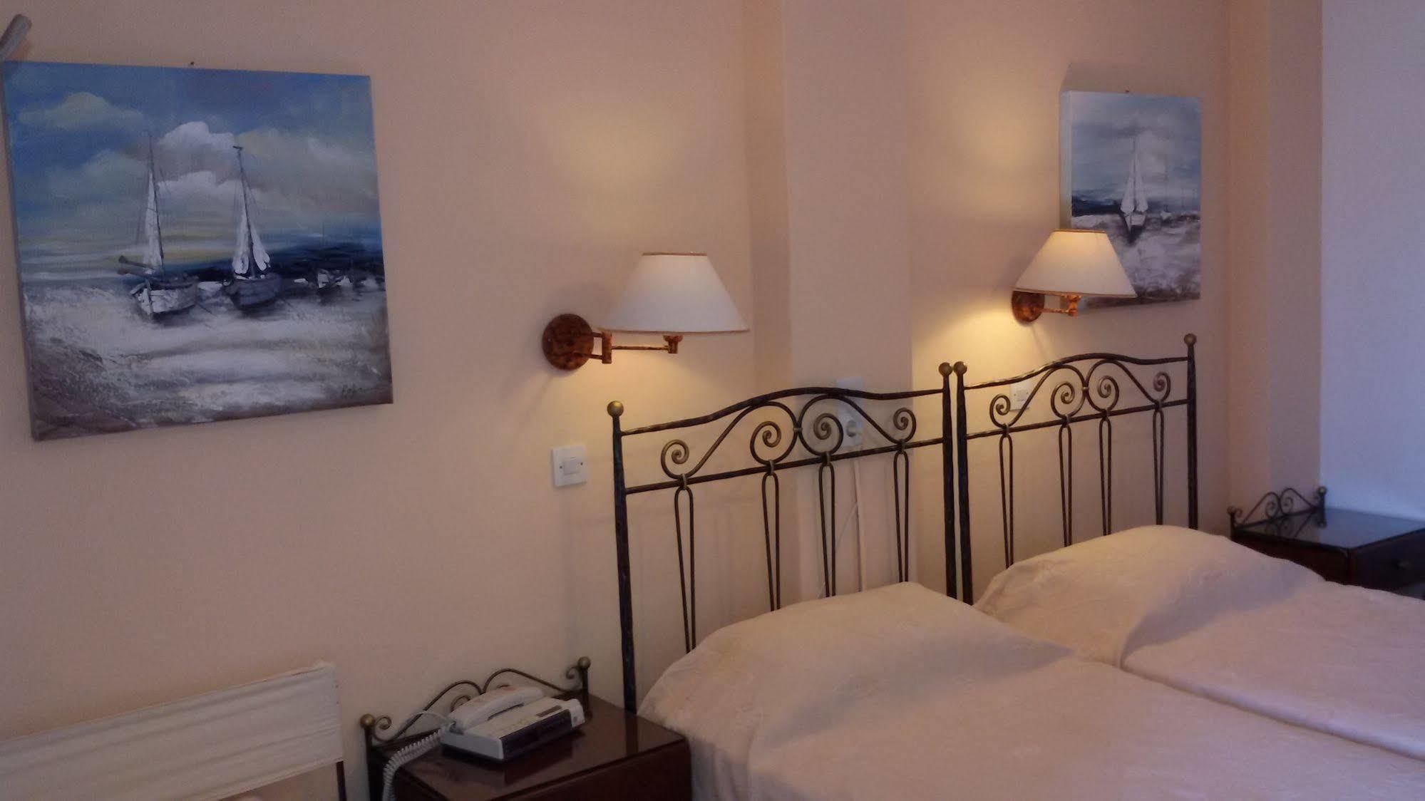Sunset Studios And Apartments For Adults Over 21 Only Naoussa Esterno foto